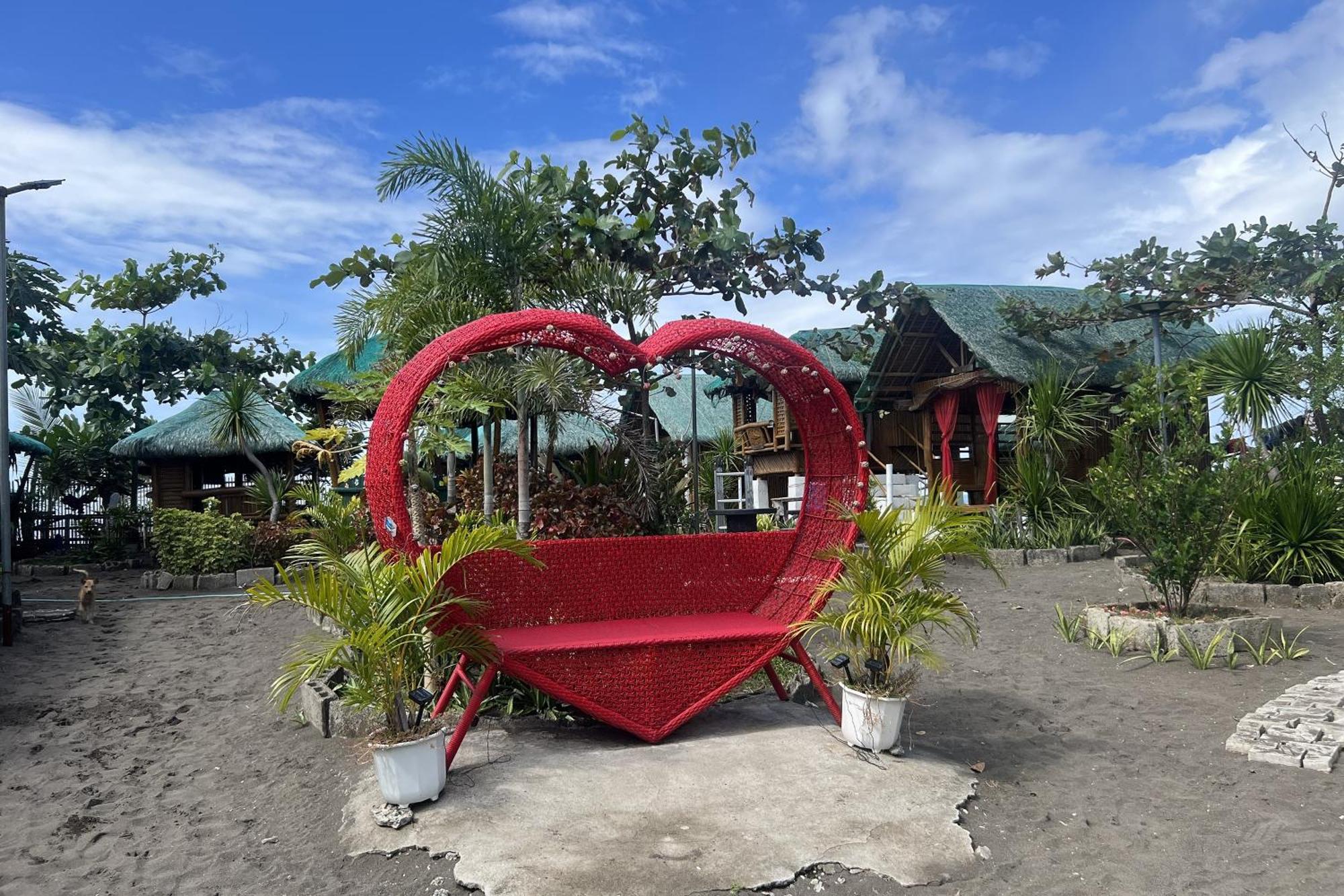 Lover'S Point Beach Front Resort Lian Dış mekan fotoğraf